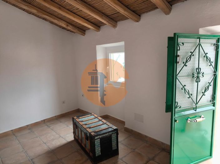 Image No.7-1 Bed House for sale