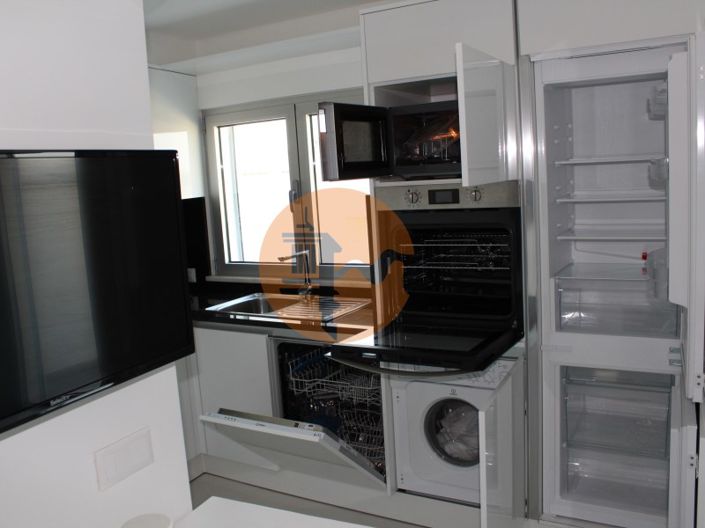 Image No.10-1 Bed Apartment for sale