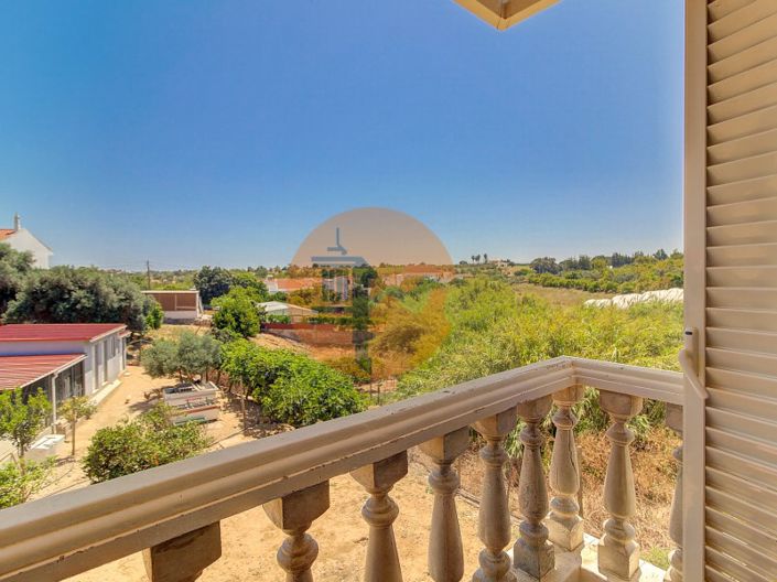 Image No.12-3 Bed House for sale