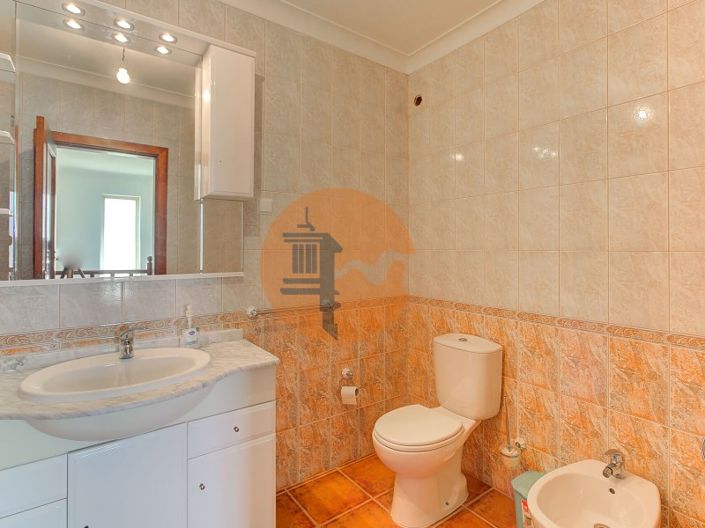 Image No.22-3 Bed House for sale