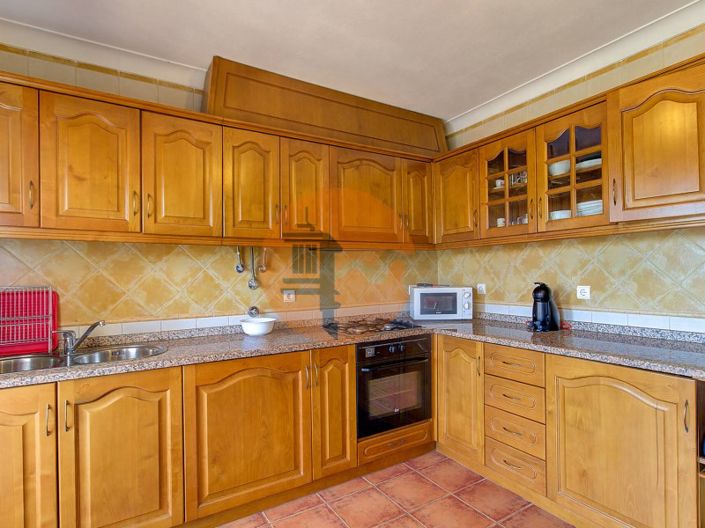 Image No.7-3 Bed House for sale