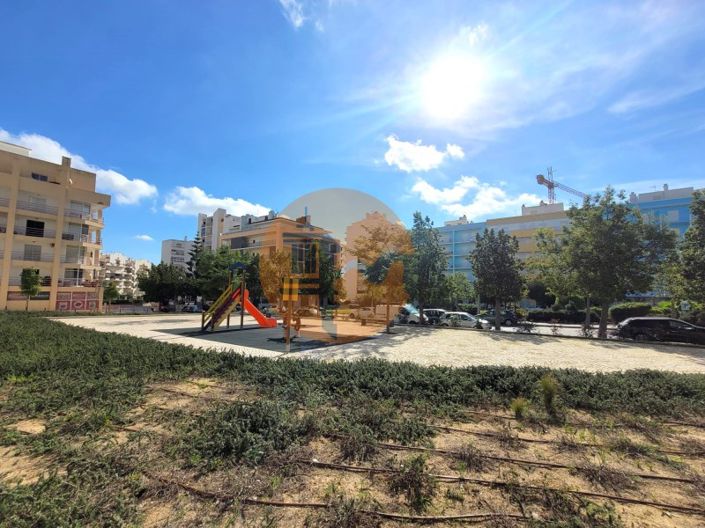 Image No.28-2 Bed Apartment for sale