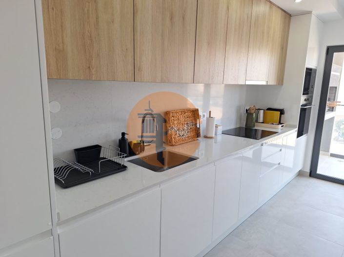 Image No.34-2 Bed Apartment for sale