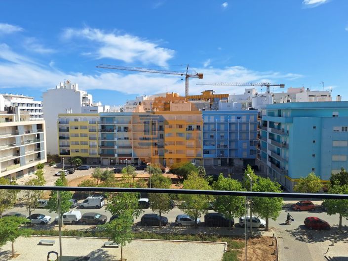 Image No.39-2 Bed Apartment for sale