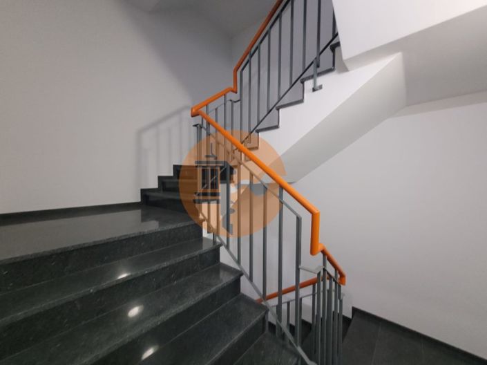 Image No.33-2 Bed Apartment for sale