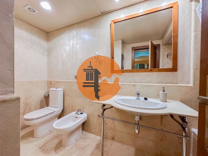 Image No.18-2 Bed Apartment for sale