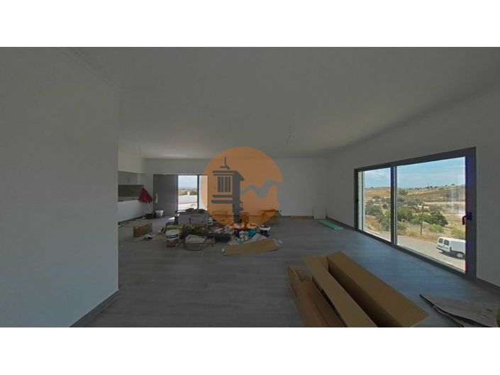 Image No.33-3 Bed House for sale