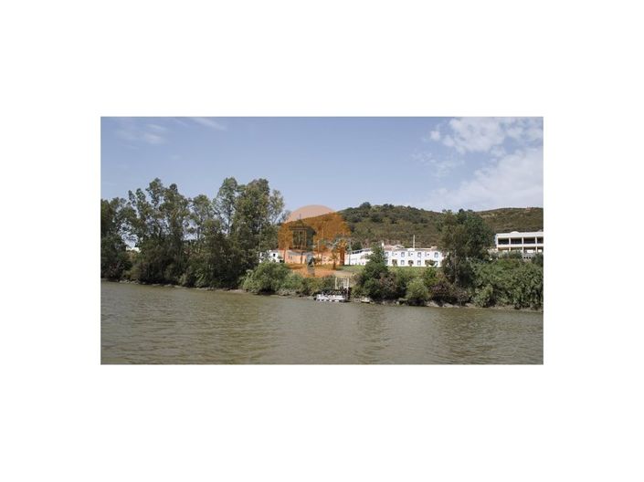 Image No.10-26 Bed Hotel for sale