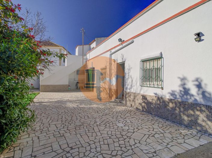 Image No.1-Maison de 5 chambres à vendre à Vila Real de Santo António