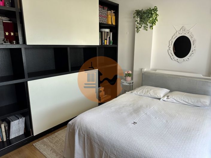 Image No.65-5 Bed House for sale