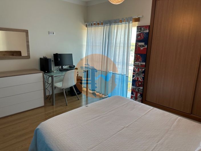 Image No.69-5 Bed House for sale