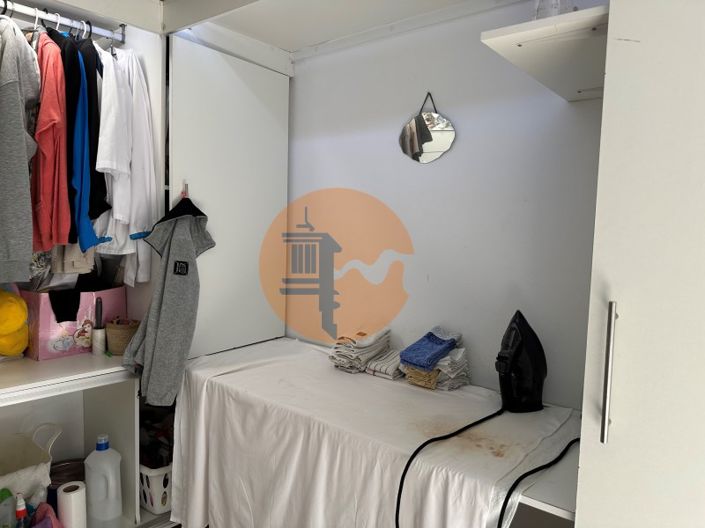 Image No.70-5 Bed House for sale