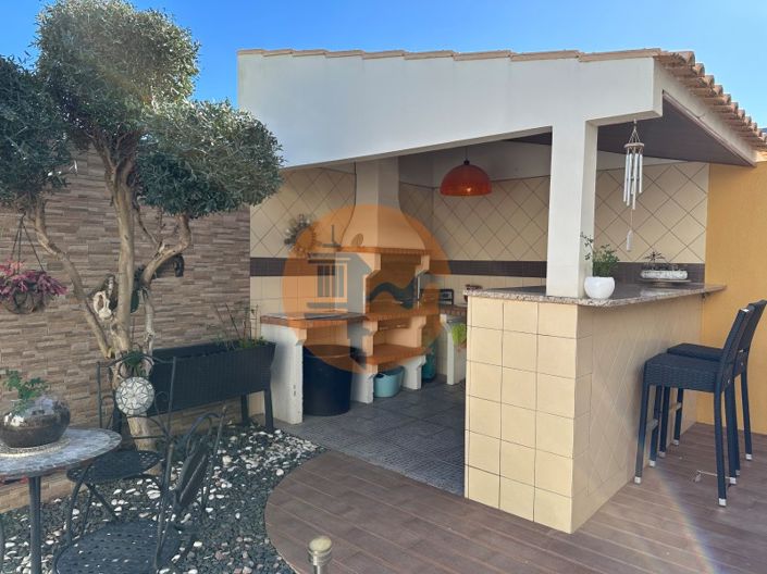 Image No.72-5 Bed House for sale