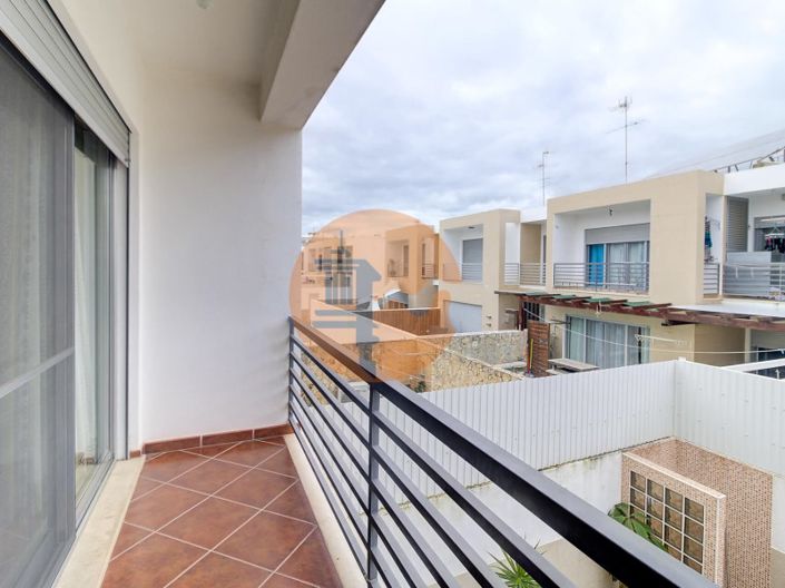 Image No.15-4 Bed House for sale