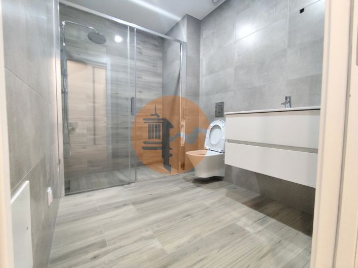 Image No.11-2 Bed House for sale