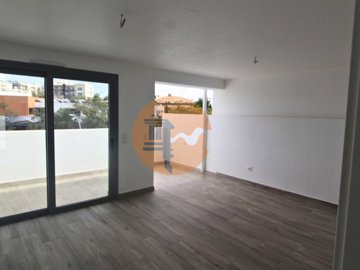 id797c3201-0000-0500-0000-000015099f70