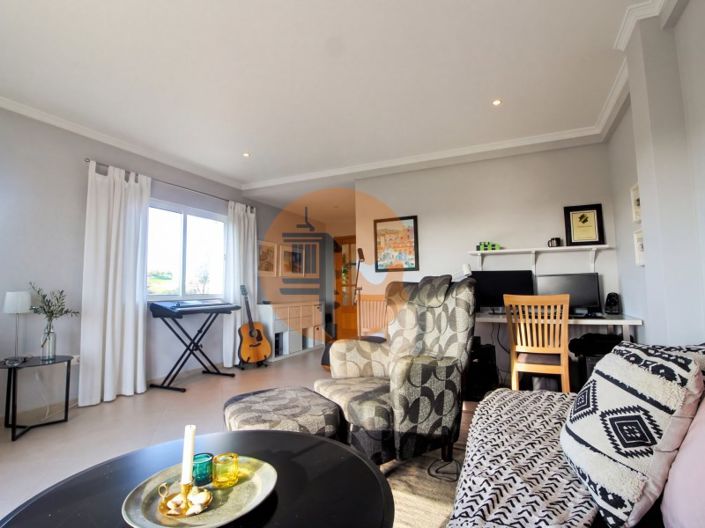 Image No.21-4 Bed House for sale