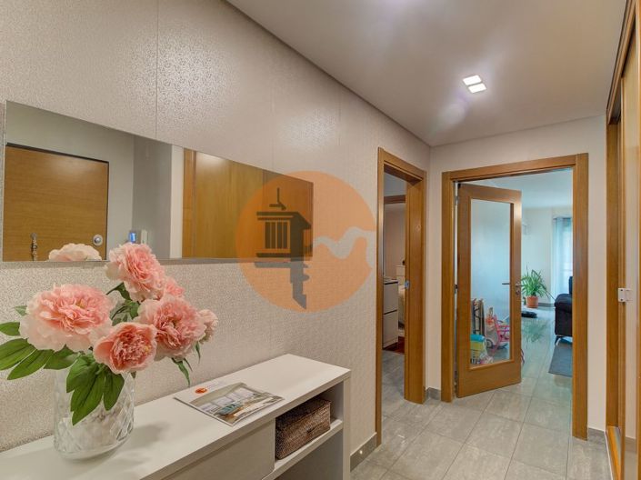 Image No.14-2 Bed Apartment for sale