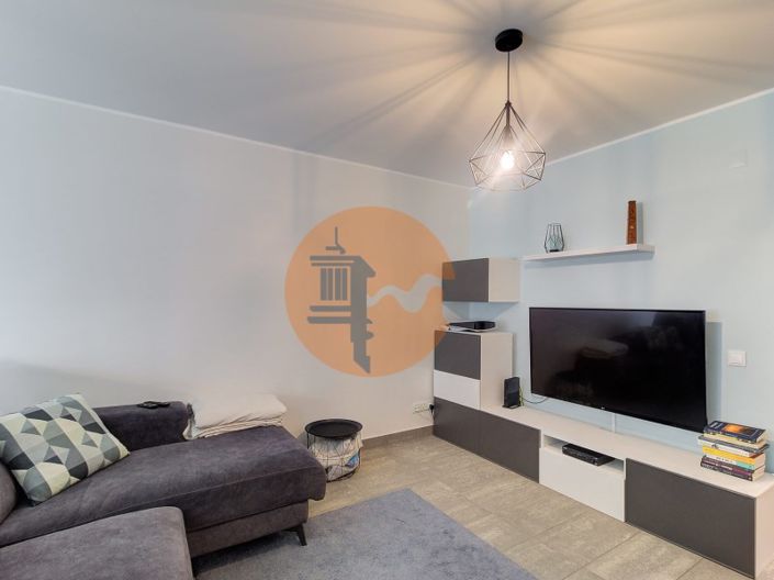 Image No.15-2 Bed Apartment for sale