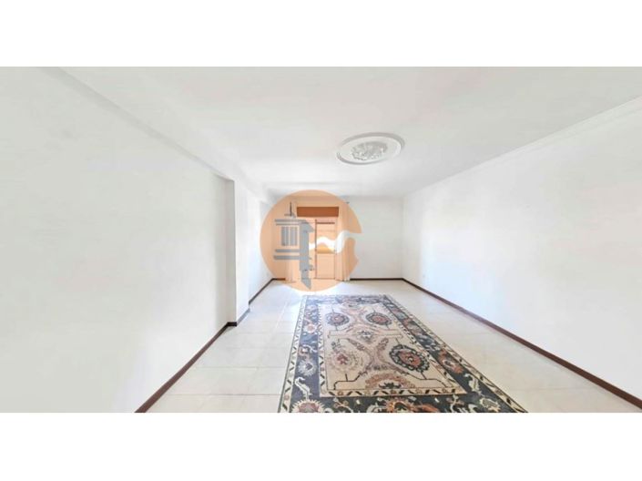 Image No.1-3 Bed Apartment for sale