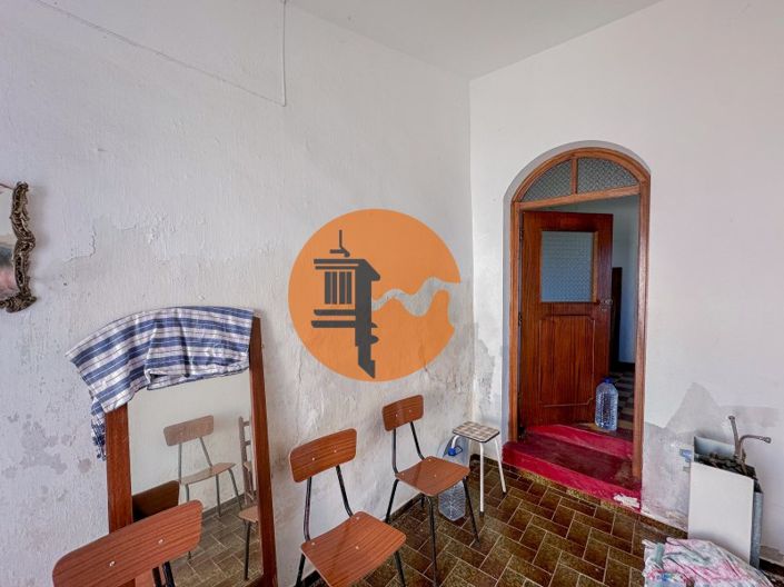 Image No.21-2 Bed House for sale