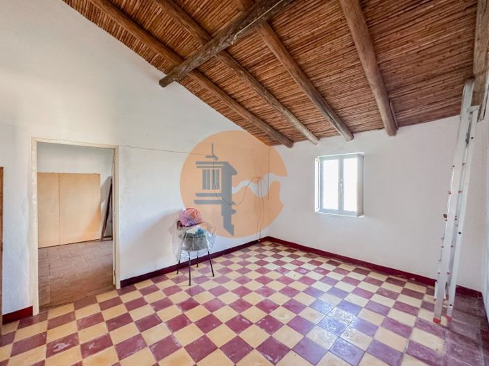 Image No.31-2 Bed House for sale