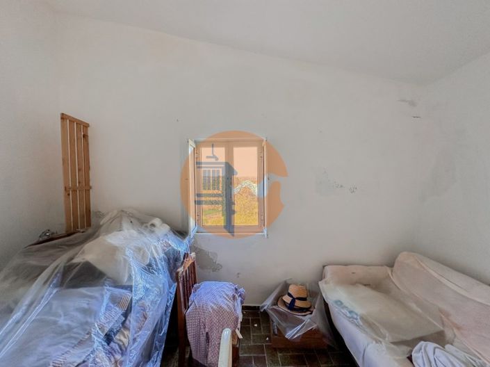 Image No.23-2 Bed House for sale