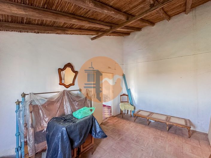 Image No.27-2 Bed House for sale