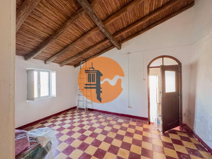 Image No.32-2 Bed House for sale