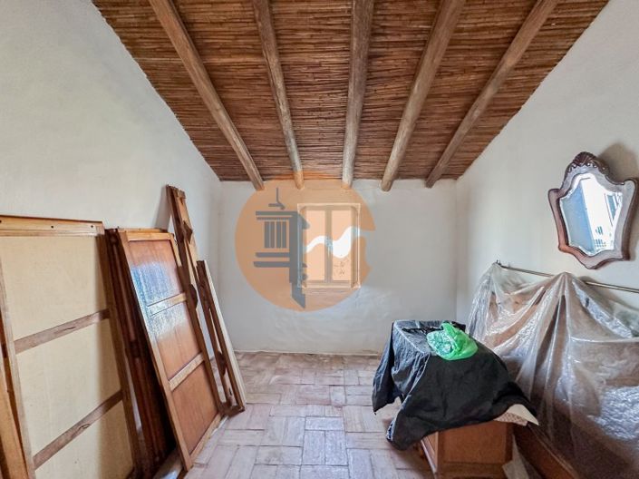 Image No.33-2 Bed House for sale