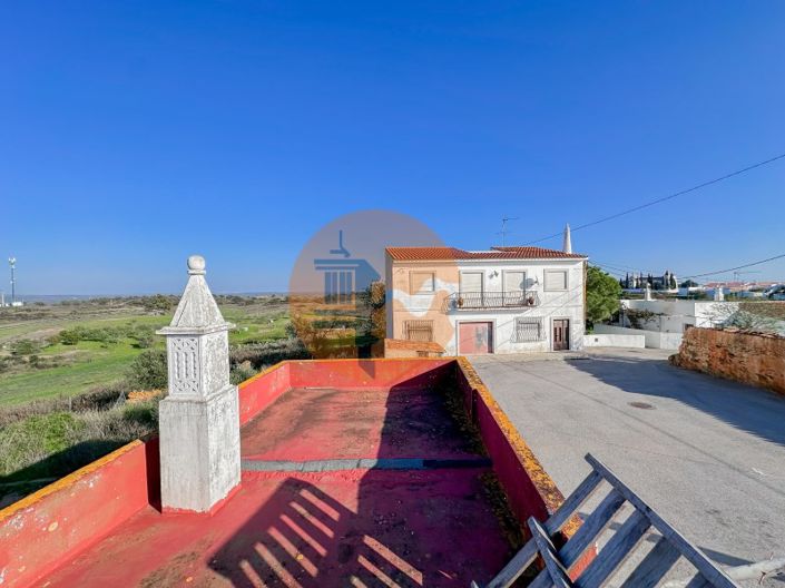 Image No.48-2 Bed House for sale