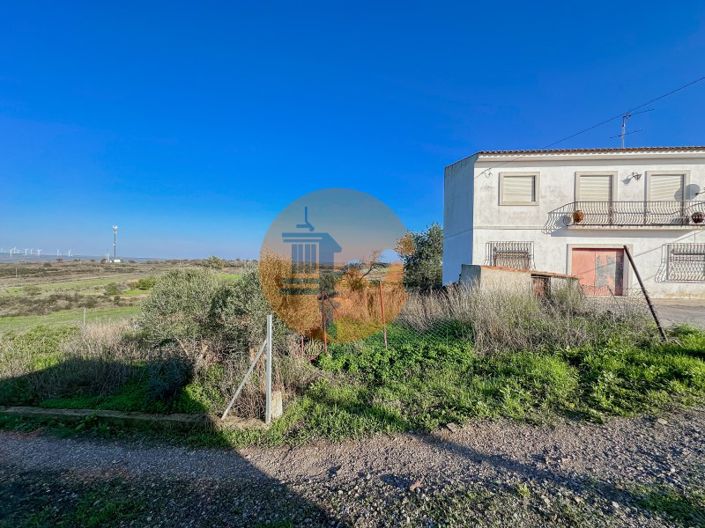 Image No.61-2 Bed House for sale