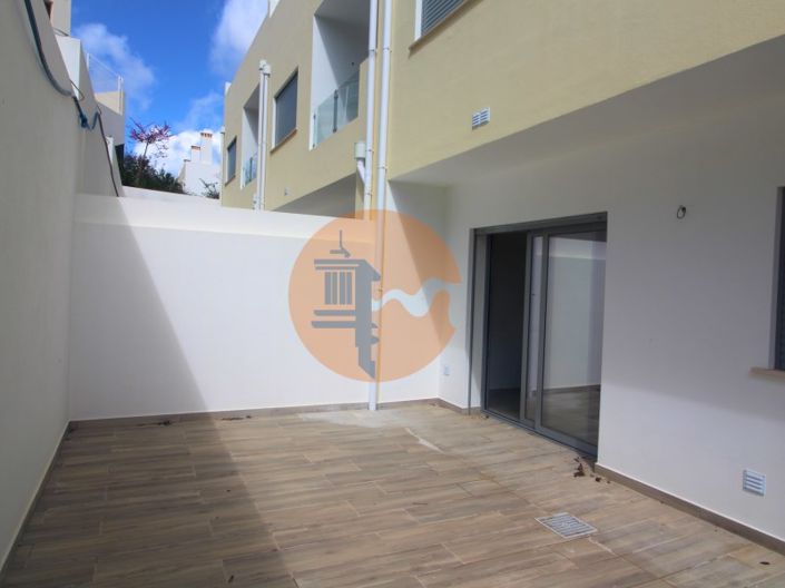 Image No.14-3 Bed House for sale