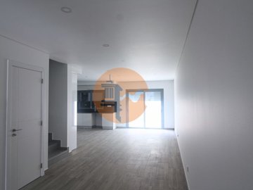 id807c3201-0000-0500-0000-0000150274e6