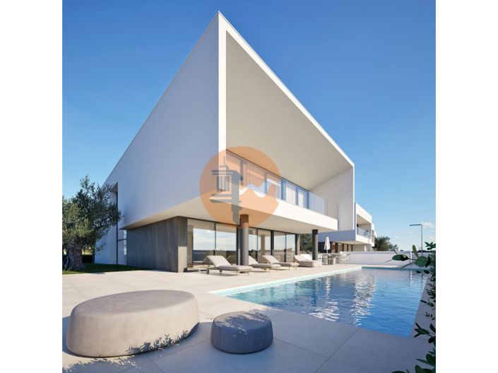 Image No.11-4 Bed House for sale