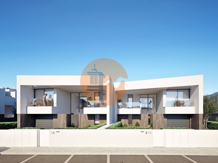 Image No.7-4 Bed House for sale