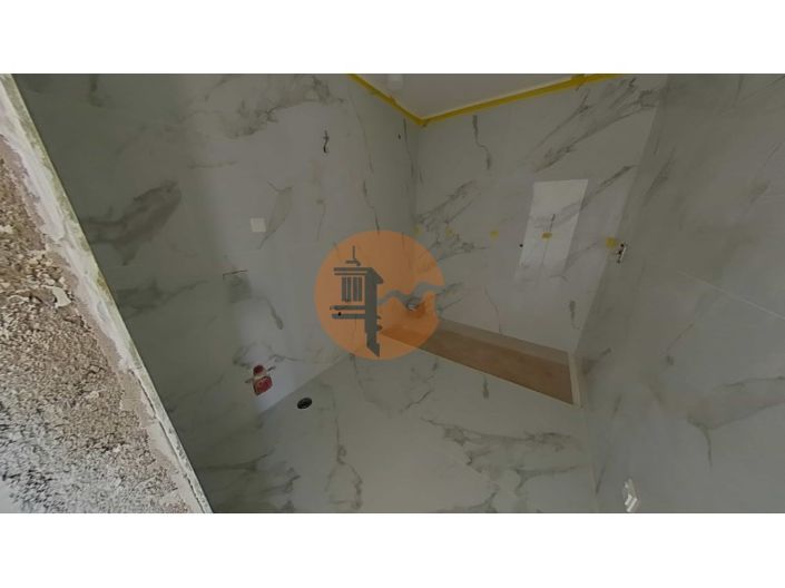 Image No.16-4 Bed House for sale