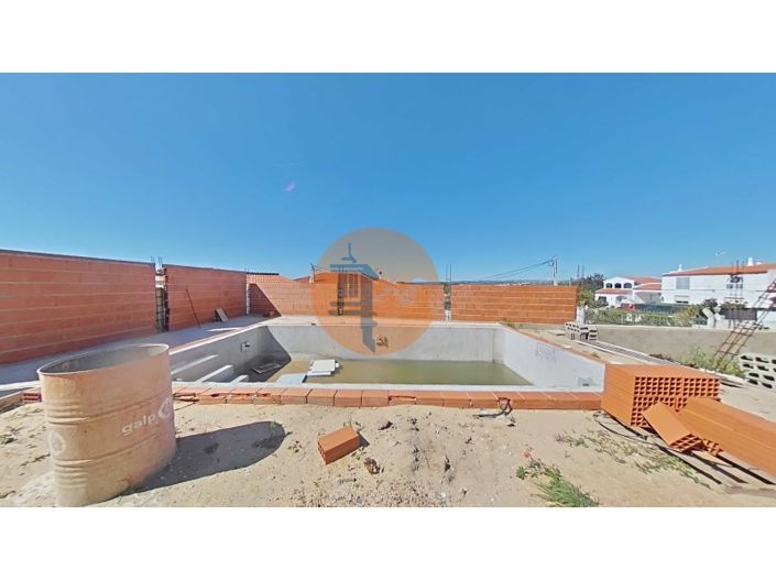 Image No.20-4 Bed House for sale