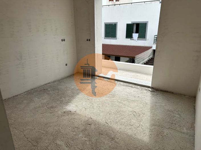 Image No.16-3 Bed House for sale