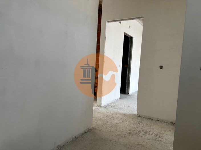 Image No.22-3 Bed House for sale