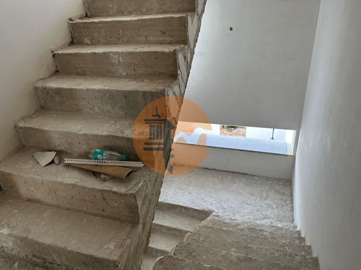 Image No.38-3 Bed House for sale