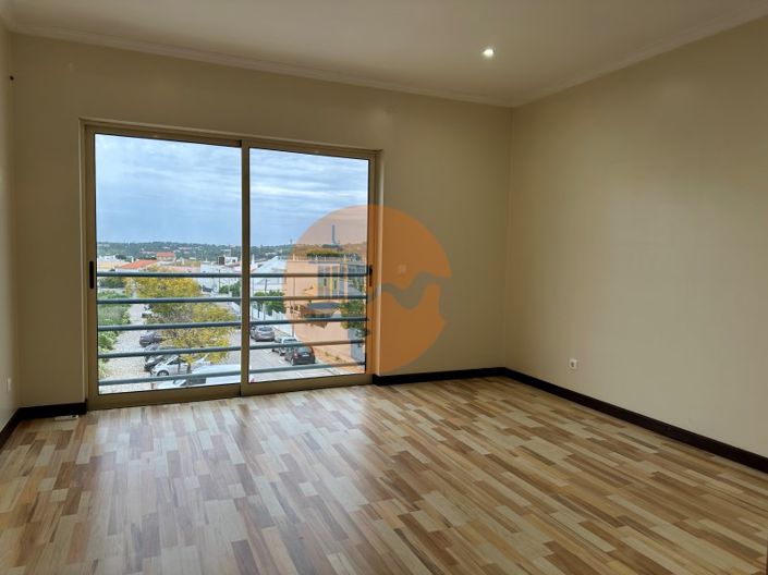 Image No.58-4 Bed House for sale