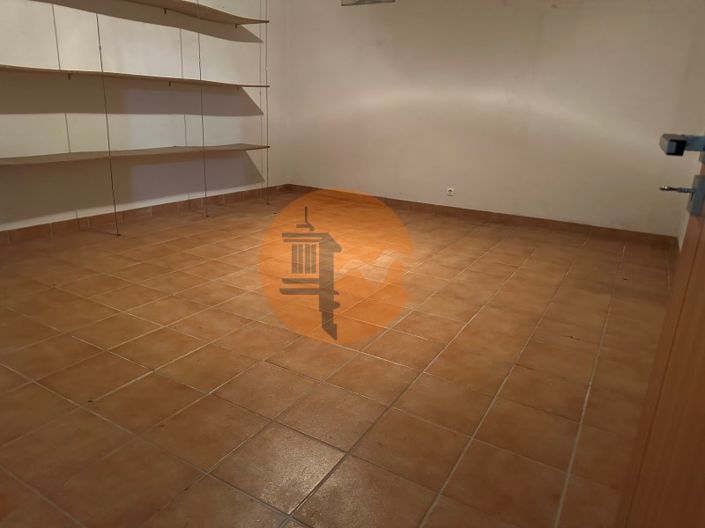 Image No.65-4 Bed House for sale