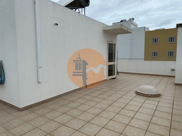 Image No.75-4 Bed House for sale