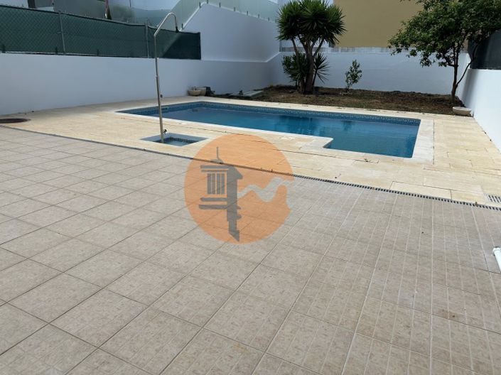 Image No.84-4 Bed House for sale