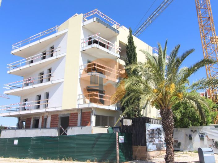 Image No.1-3 Bed Apartment for sale