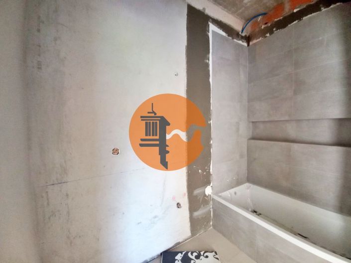 Image No.21-2 Bed Apartment for sale