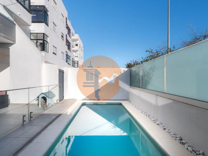 Image No.22-4 Bed House for sale