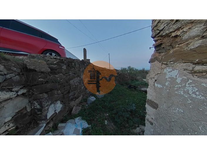 Image No.45-3 Bed Farmhouse for sale