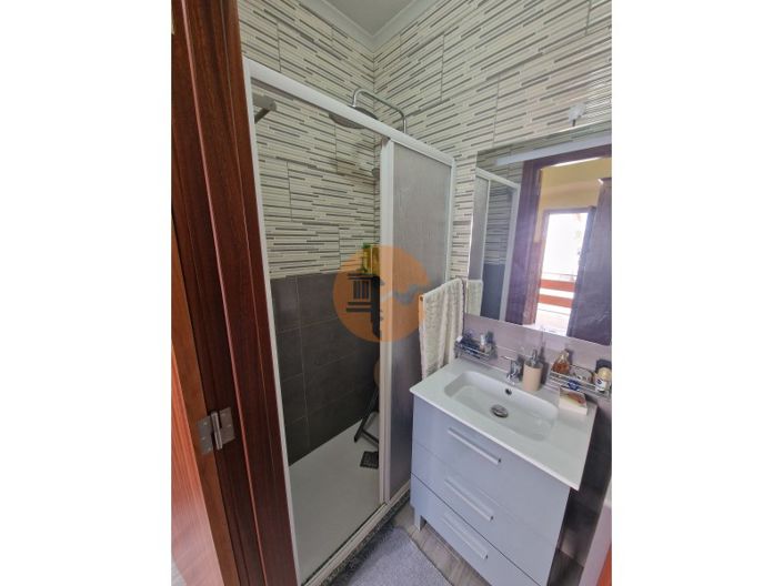 Image No.12-2 Bed House for sale